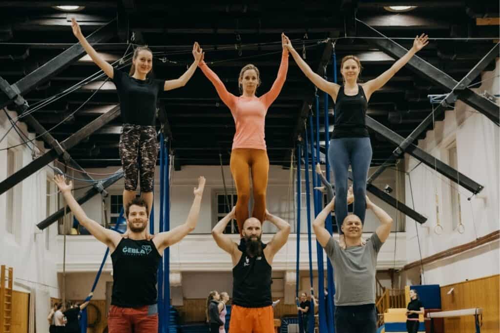 Kurzy závěsné akrobacie AirGym Prague